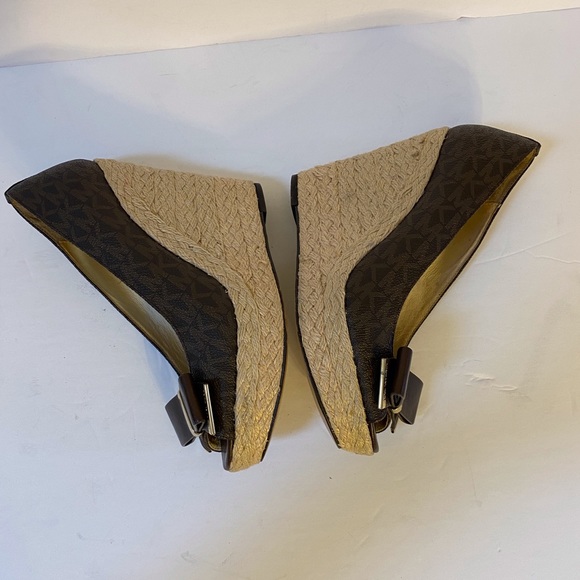 Michael Kors logo peep toe wedge - Picture 9 of 11